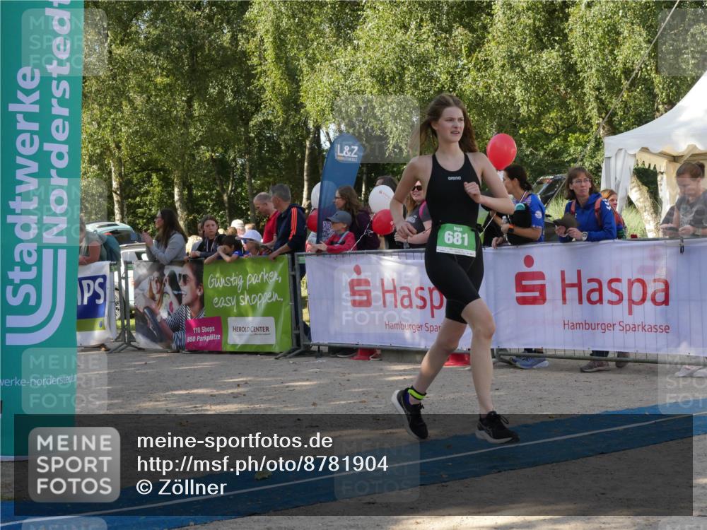 07.09.2025 - 19. Norderstedt Triathlon Zöllner http://msf.ph/oto/8781904 07.09.2025 11:00:21 Ziel 61, 681, 683, 691 meine-sportfotos.de