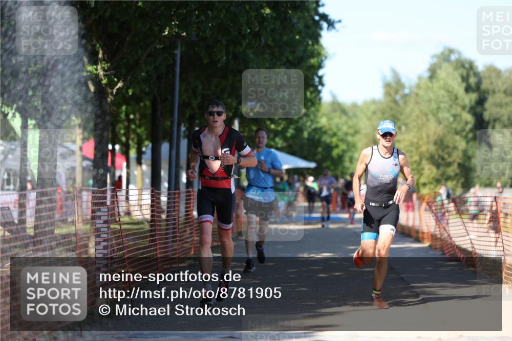 07.09.2025 - 19. Norderstedt Triathlon Michael Strokosch http://msf.ph/oto/8781905 07.09.2025 15:12:51 Laufen 427, 978, 988 meine-sportfotos.de