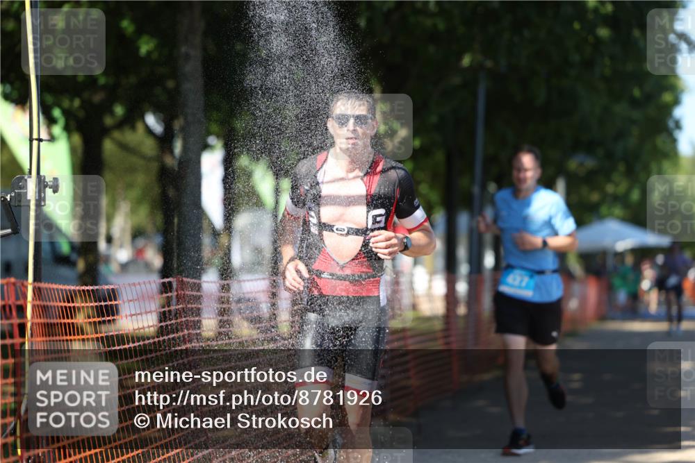 07.09.2025 - 19. Norderstedt Triathlon Michael Strokosch http://msf.ph/oto/8781926 07.09.2025 15:12:53 Laufen 427, 978, 988 meine-sportfotos.de