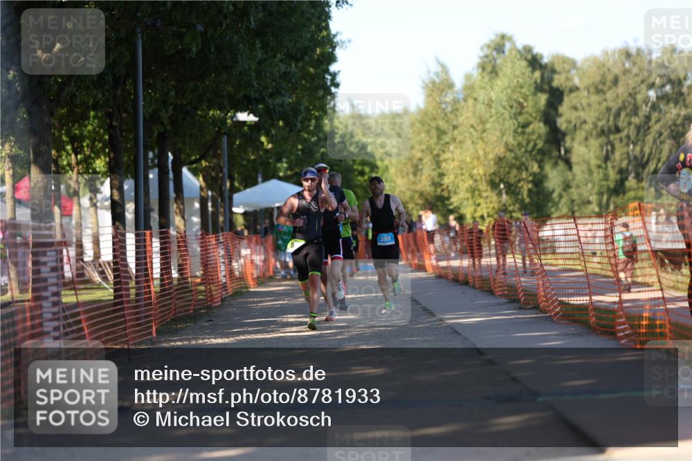 07.09.2025 - 19. Norderstedt Triathlon Michael Strokosch http://msf.ph/oto/8781933 07.09.2025 16:08:53 Laufen 534, 544 meine-sportfotos.de