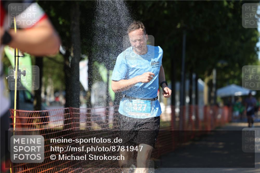 07.09.2025 - 19. Norderstedt Triathlon Michael Strokosch http://msf.ph/oto/8781947 07.09.2025 15:12:54 Laufen 427, 978, 988 meine-sportfotos.de