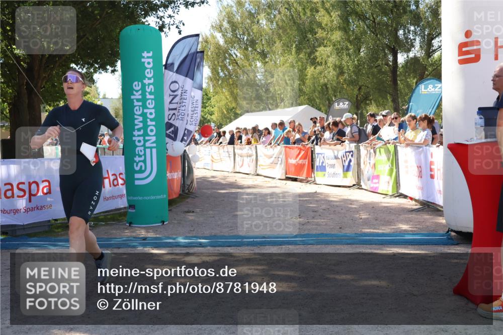 07.09.2025 - 19. Norderstedt Triathlon Zöllner http://msf.ph/oto/8781948 07.09.2025 12:58:04 Ziel 818 meine-sportfotos.de
