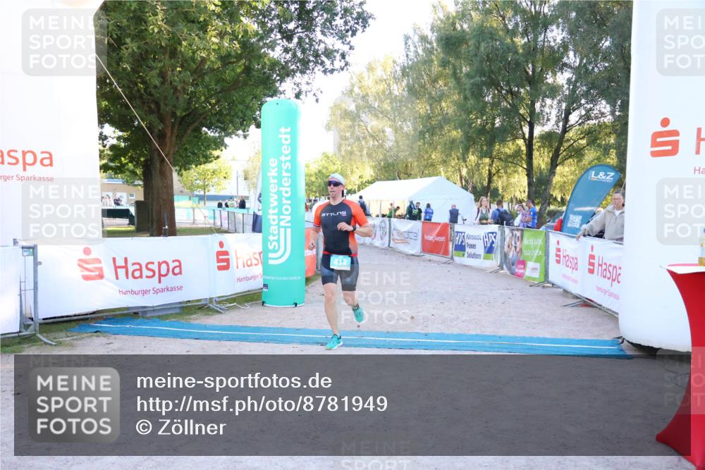 07.09.2025 - 19. Norderstedt Triathlon Zöllner http://msf.ph/oto/8781949 07.09.2025 17:44:28 Ziel 412 meine-sportfotos.de