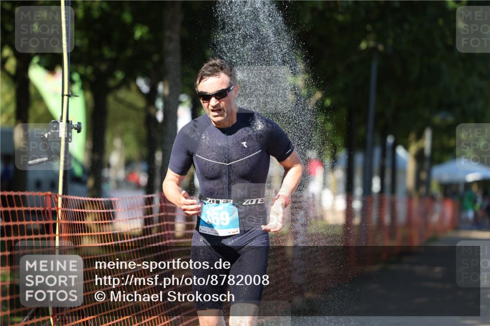 07.09.2025 - 19. Norderstedt Triathlon Michael Strokosch http://msf.ph/oto/8782008 07.09.2025 15:13:06 Laufen 369, 872, 1501 meine-sportfotos.de