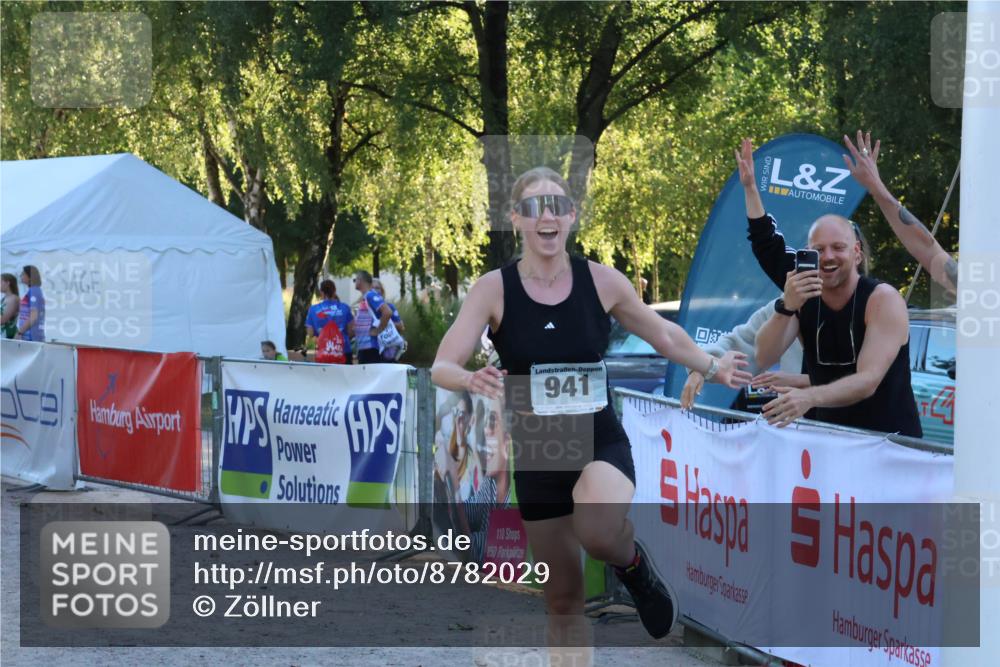 07.09.2025 - 19. Norderstedt Triathlon Zöllner http://msf.ph/oto/8782029 07.09.2025 17:47:39 Ziel 941 meine-sportfotos.de
