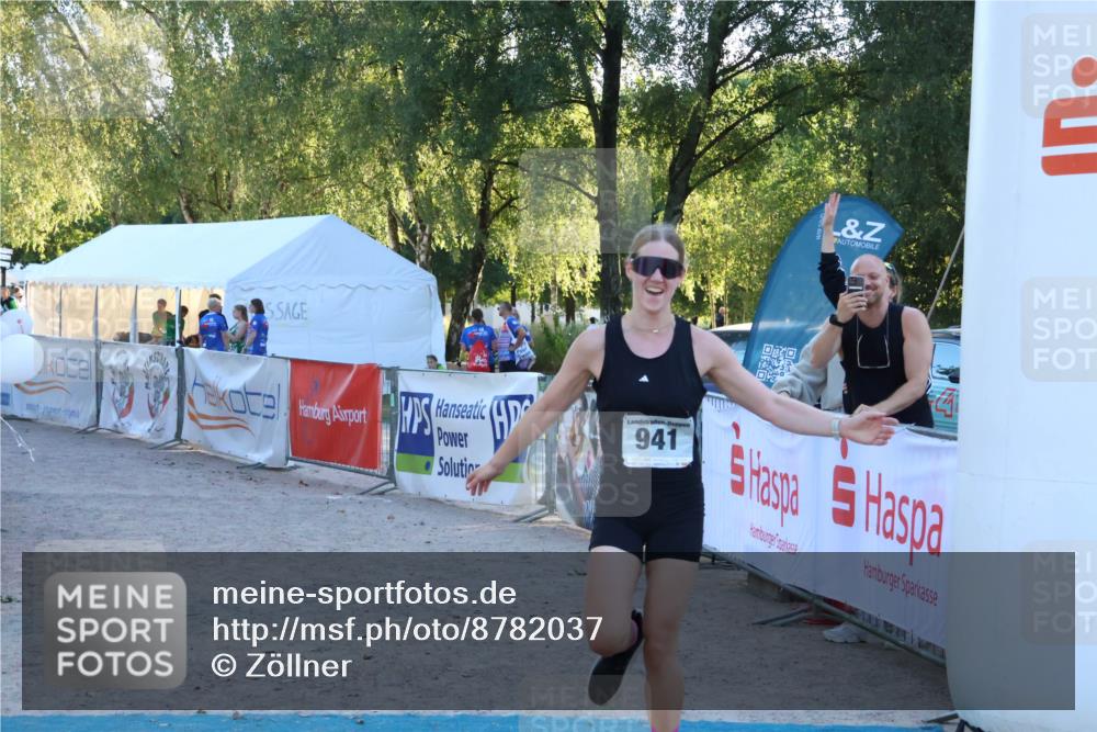 07.09.2025 - 19. Norderstedt Triathlon Zöllner http://msf.ph/oto/8782037 07.09.2025 17:47:40 Ziel 941 meine-sportfotos.de