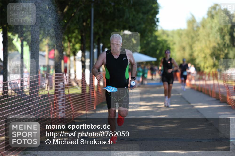 07.09.2025 - 19. Norderstedt Triathlon Michael Strokosch http://msf.ph/oto/8782059 07.09.2025 16:09:25 Laufen 1453 meine-sportfotos.de