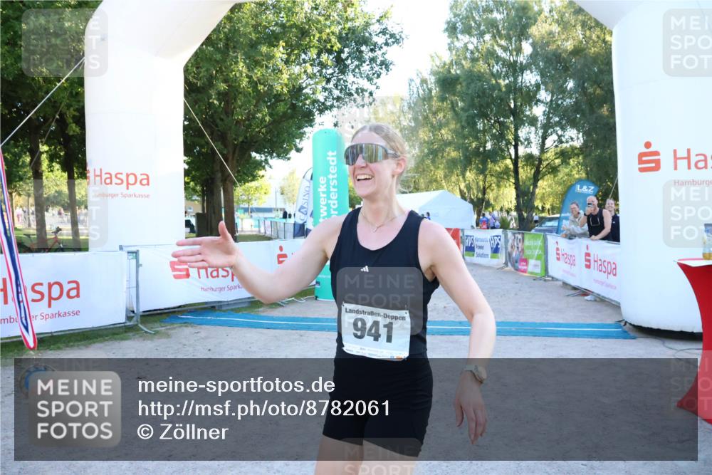 07.09.2025 - 19. Norderstedt Triathlon Zöllner http://msf.ph/oto/8782061 07.09.2025 17:47:41 Ziel 941 meine-sportfotos.de