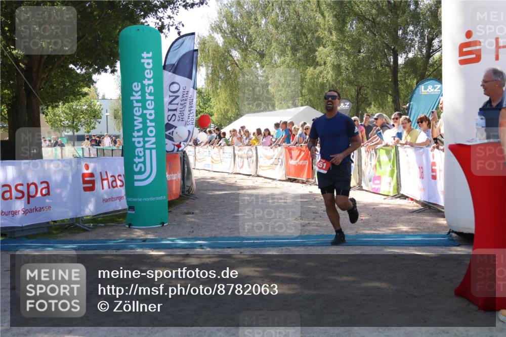 07.09.2025 - 19. Norderstedt Triathlon Zöllner http://msf.ph/oto/8782063 07.09.2025 12:58:50 Ziel 227, 251 meine-sportfotos.de