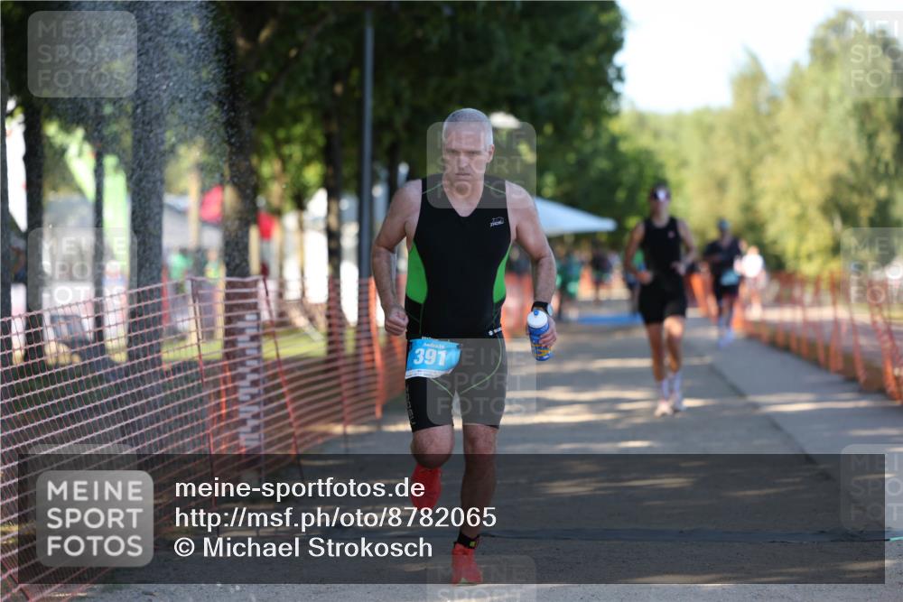 07.09.2025 - 19. Norderstedt Triathlon Michael Strokosch http://msf.ph/oto/8782065 07.09.2025 16:09:25 Laufen 1453 meine-sportfotos.de