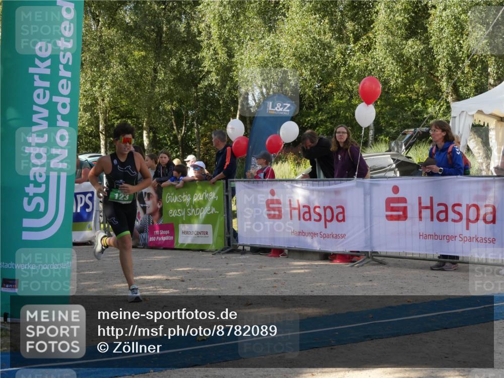07.09.2025 - 19. Norderstedt Triathlon Zöllner http://msf.ph/oto/8782089 07.09.2025 11:01:16 Ziel 62, 123, 127 meine-sportfotos.de