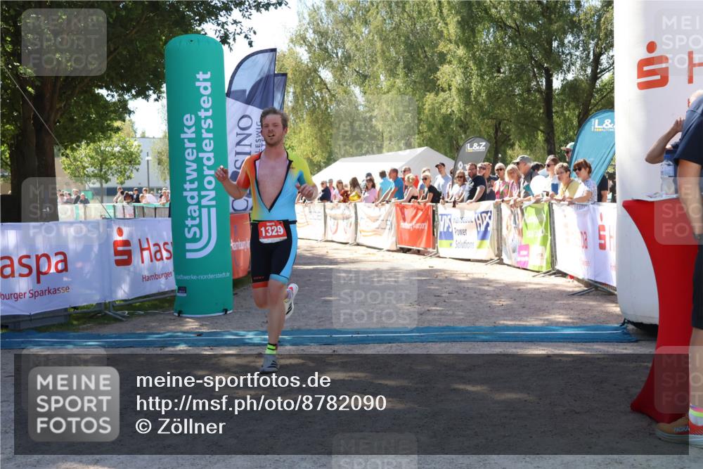 07.09.2025 - 19. Norderstedt Triathlon Zöllner http://msf.ph/oto/8782090 07.09.2025 12:59:03 Ziel 1329 meine-sportfotos.de