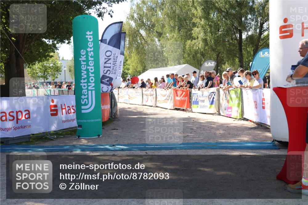 07.09.2025 - 19. Norderstedt Triathlon Zöllner http://msf.ph/oto/8782093 07.09.2025 12:59:08 Ziel 1329 meine-sportfotos.de