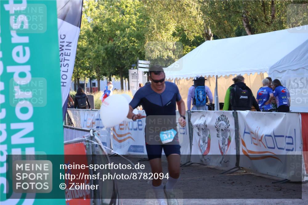 07.09.2025 - 19. Norderstedt Triathlon Zöllner http://msf.ph/oto/8782094 07.09.2025 17:48:45 Ziel 371 meine-sportfotos.de