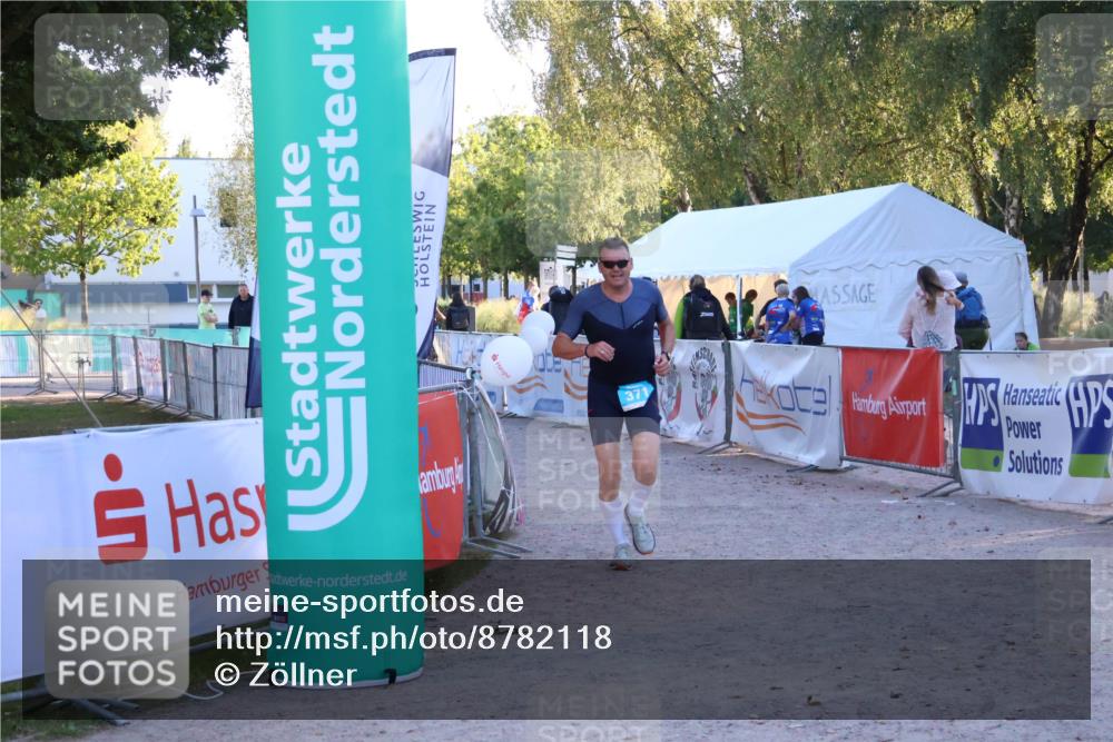 07.09.2025 - 19. Norderstedt Triathlon Zöllner http://msf.ph/oto/8782118 07.09.2025 17:48:46 Ziel 371 meine-sportfotos.de