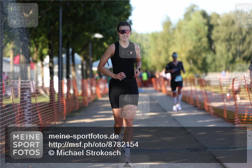 07.09.2025 - 19. Norderstedt Triathlon Michael Strokosch http://msf.ph/oto/8782154 07.09.2025 16:09:29 Laufen 1403, 1453 meine-sportfotos.de