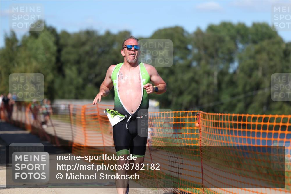 07.09.2025 - 19. Norderstedt Triathlon Michael Strokosch http://msf.ph/oto/8782182 07.09.2025 15:13:31 Laufen 1005, 1469 meine-sportfotos.de