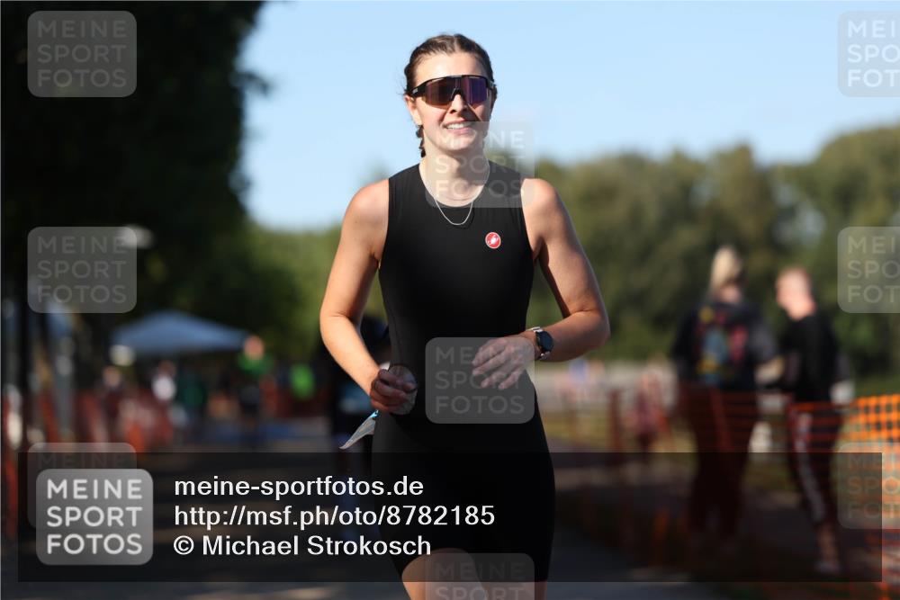 07.09.2025 - 19. Norderstedt Triathlon Michael Strokosch http://msf.ph/oto/8782185 07.09.2025 16:09:31 Laufen 1403, 1453 meine-sportfotos.de