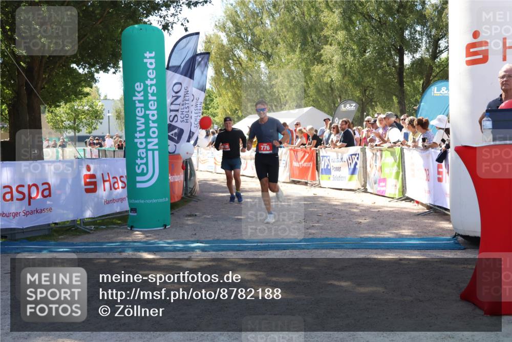 07.09.2025 - 19. Norderstedt Triathlon Zöllner http://msf.ph/oto/8782188 07.09.2025 13:00:02 Ziel 214, 776, 1255 meine-sportfotos.de