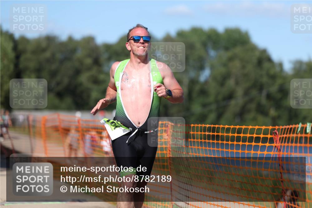 07.09.2025 - 19. Norderstedt Triathlon Michael Strokosch http://msf.ph/oto/8782189 07.09.2025 15:13:32 Laufen 391, 1005, 1469 meine-sportfotos.de