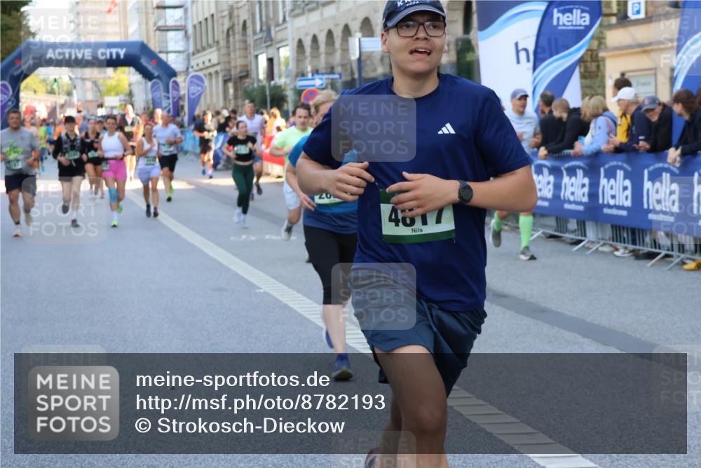 07.09.2025 - BARMER Alsterlauf Strokosch-Dieckow http://msf.ph/oto/8782193 07.09.2025 10:05:17 Ziel 2102, 2163, 2399, 2481, 3019, 3114, 3256, 3279, 3532, 3645, 3930, 4028, 4092, 4310, 4371, 4400, 4729, 4777, 4783, 4806, 4862, 5229, 5424, 5473, 5588, 5627, 6148, 6241, 6245, 8045, 8190, 8286, 8384, 8445, 8446, 8484, 8485 meine-sportfotos.de
