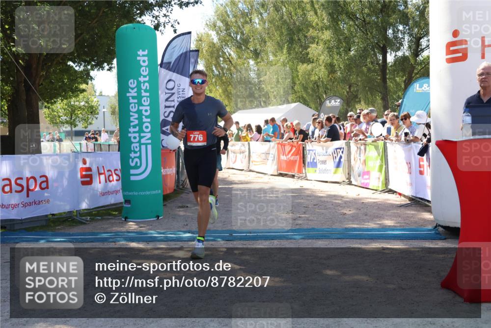 07.09.2025 - 19. Norderstedt Triathlon Zöllner http://msf.ph/oto/8782207 07.09.2025 13:00:03 Ziel 214, 776, 1255 meine-sportfotos.de