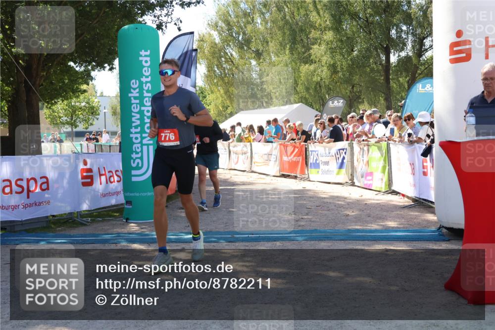 07.09.2025 - 19. Norderstedt Triathlon Zöllner http://msf.ph/oto/8782211 07.09.2025 13:00:03 Ziel 214, 776, 1255 meine-sportfotos.de