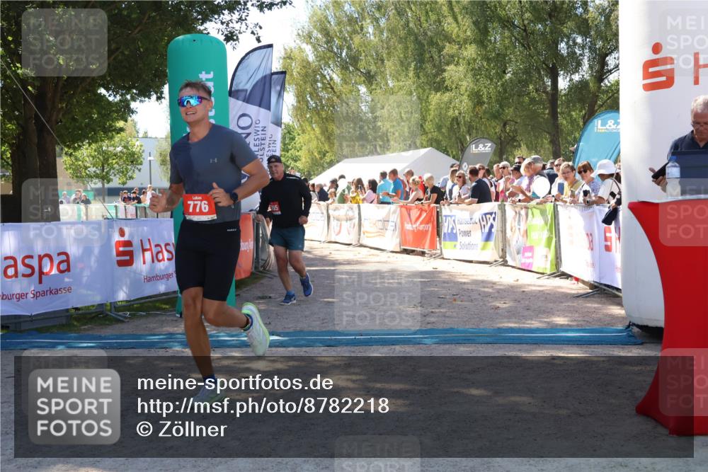 07.09.2025 - 19. Norderstedt Triathlon Zöllner http://msf.ph/oto/8782218 07.09.2025 13:00:03 Ziel 214, 776, 1255 meine-sportfotos.de