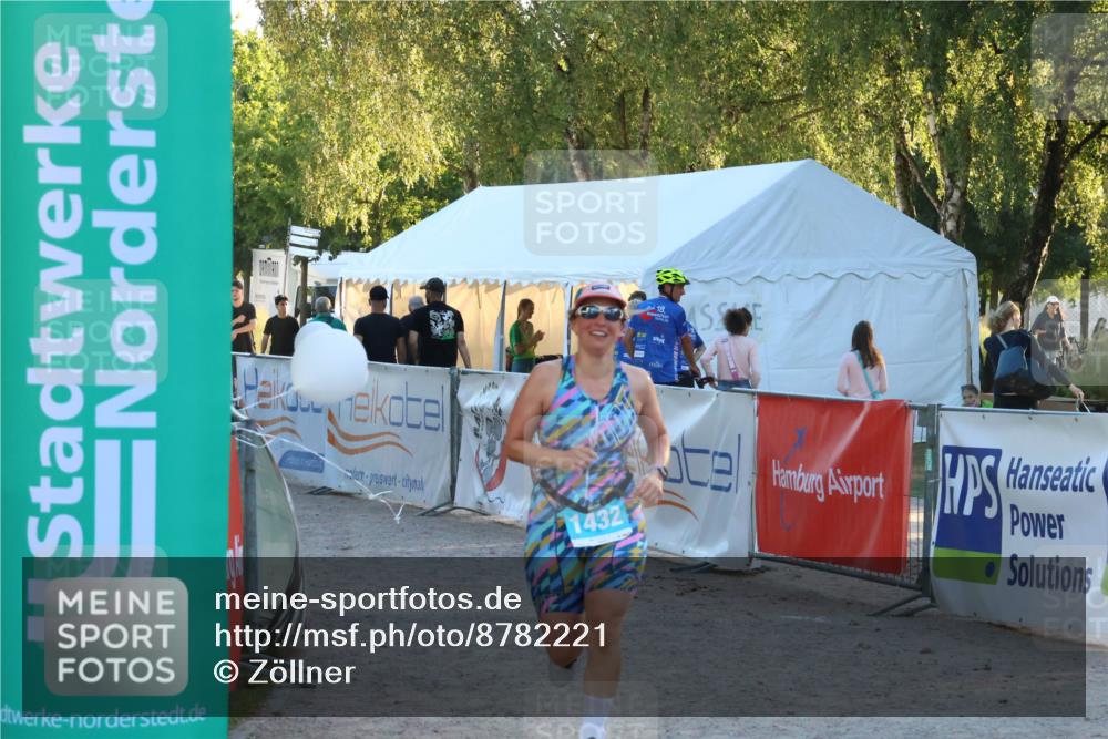 07.09.2025 - 19. Norderstedt Triathlon Zöllner http://msf.ph/oto/8782221 07.09.2025 17:49:35 Ziel 1432 meine-sportfotos.de