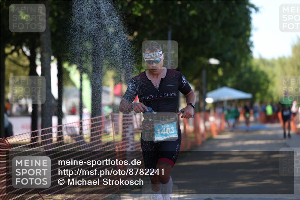 07.09.2025 - 19. Norderstedt Triathlon Michael Strokosch http://msf.ph/oto/8782241 07.09.2025 16:09:34 Laufen 939, 1403, 1453 meine-sportfotos.de