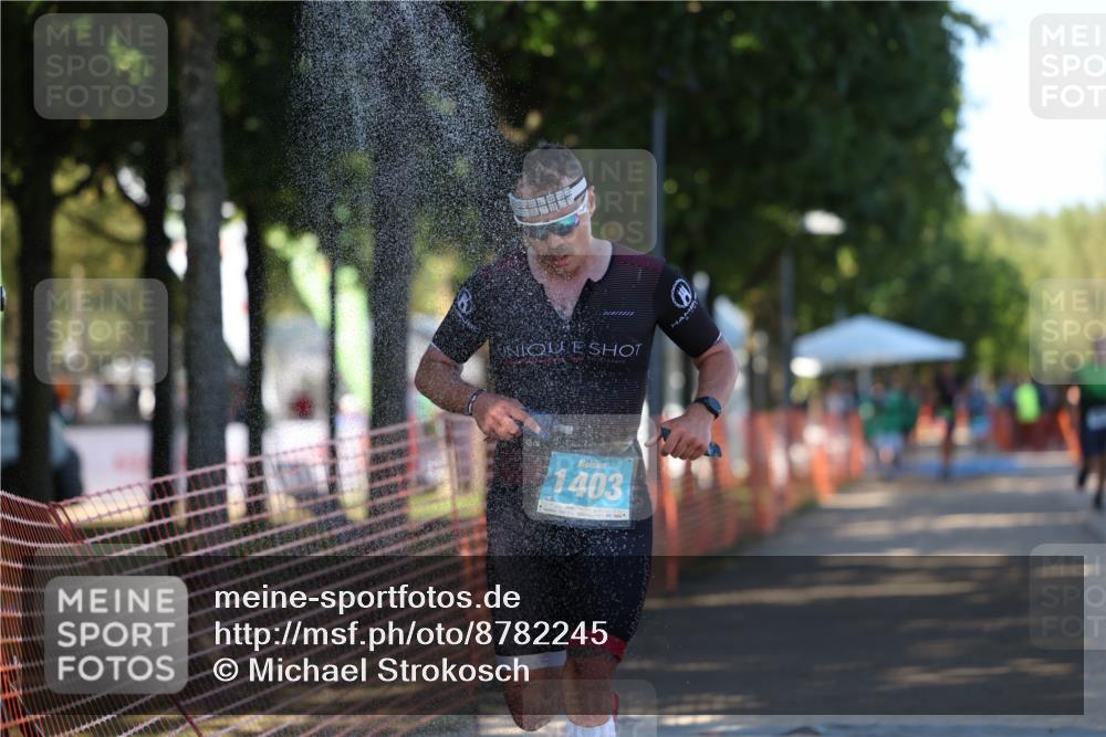 07.09.2025 - 19. Norderstedt Triathlon Michael Strokosch http://msf.ph/oto/8782245 07.09.2025 16:09:34 Laufen 939, 1403, 1453 meine-sportfotos.de