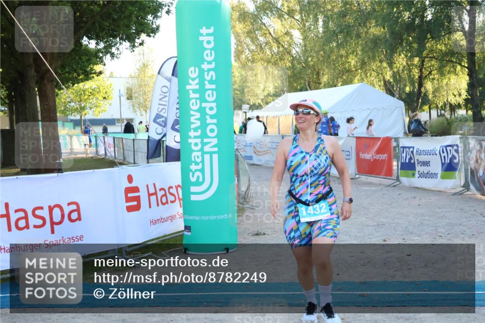 07.09.2025 - 19. Norderstedt Triathlon Zöllner http://msf.ph/oto/8782249 07.09.2025 17:49:37 Ziel 1432 meine-sportfotos.de