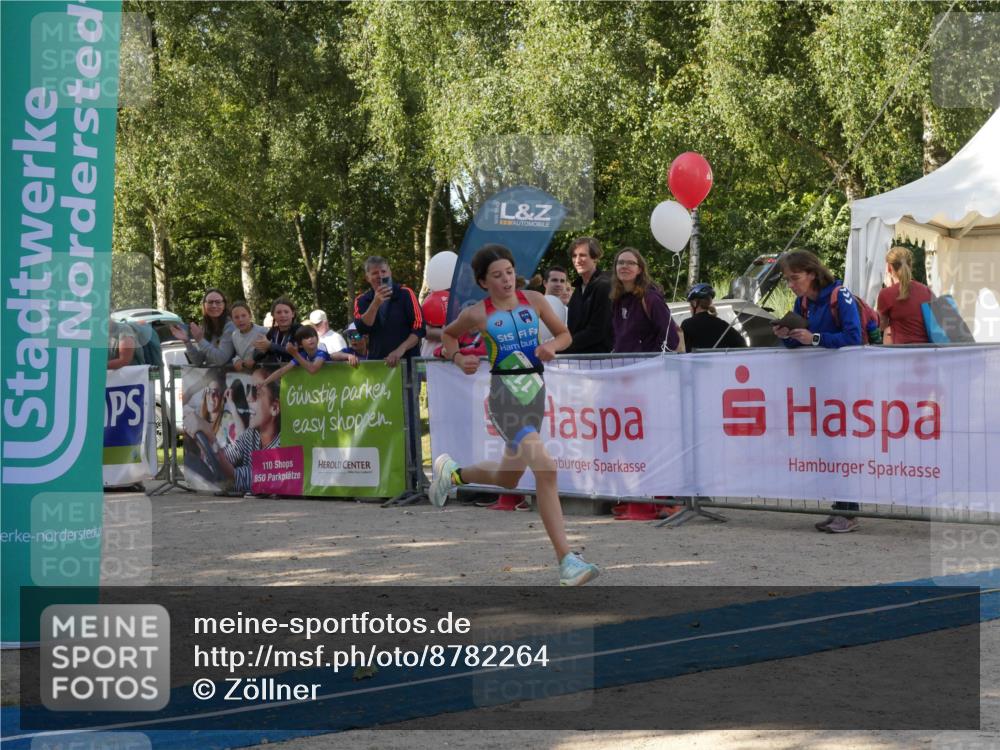 07.09.2025 - 19. Norderstedt Triathlon Zöllner http://msf.ph/oto/8782264 07.09.2025 11:02:11 Ziel 111 meine-sportfotos.de