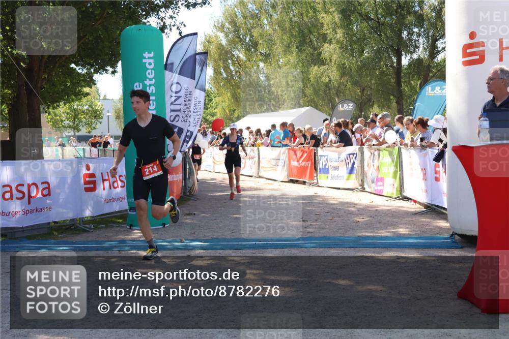 07.09.2025 - 19. Norderstedt Triathlon Zöllner http://msf.ph/oto/8782276 07.09.2025 13:00:08 Ziel 214, 776, 1255, 1327, 1343 meine-sportfotos.de
