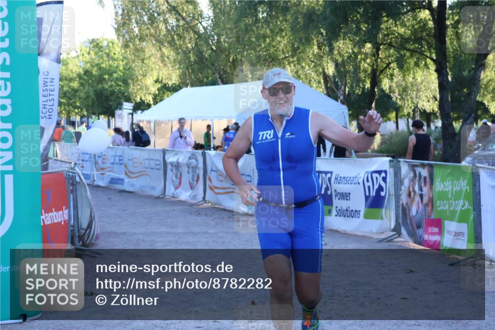 07.09.2025 - 19. Norderstedt Triathlon Zöllner http://msf.ph/oto/8782282 07.09.2025 17:49:50 Ziel 1449 meine-sportfotos.de