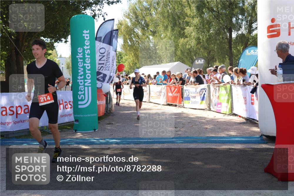 07.09.2025 - 19. Norderstedt Triathlon Zöllner http://msf.ph/oto/8782288 07.09.2025 13:00:08 Ziel 214, 776, 1255, 1327, 1343 meine-sportfotos.de