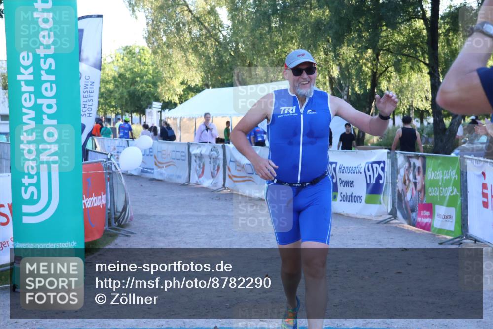 07.09.2025 - 19. Norderstedt Triathlon Zöllner http://msf.ph/oto/8782290 07.09.2025 17:49:50 Ziel 1449 meine-sportfotos.de