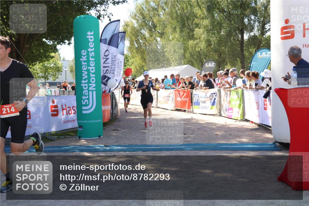 07.09.2025 - 19. Norderstedt Triathlon Zöllner http://msf.ph/oto/8782293 07.09.2025 13:00:09 Ziel 214, 1255, 1327, 1343 meine-sportfotos.de