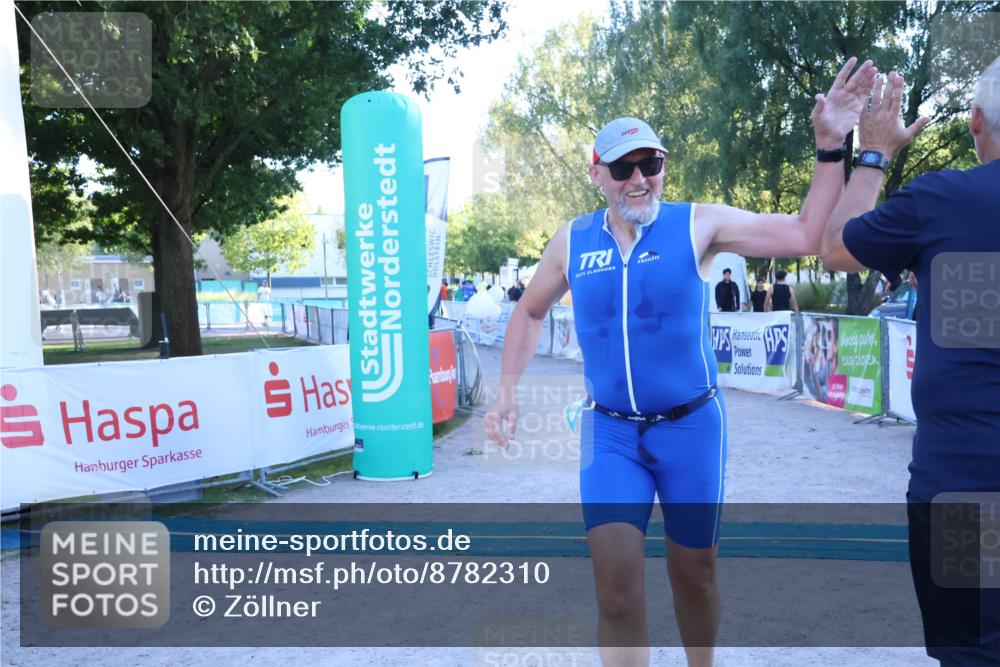 07.09.2025 - 19. Norderstedt Triathlon Zöllner http://msf.ph/oto/8782310 07.09.2025 17:49:51 Ziel 1449 meine-sportfotos.de