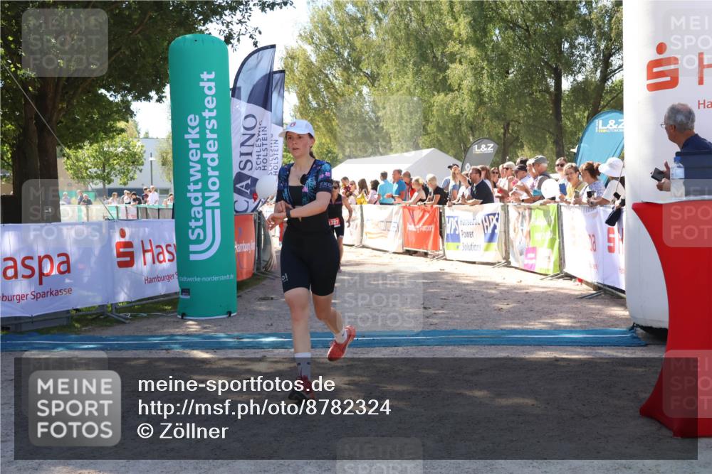 07.09.2025 - 19. Norderstedt Triathlon Zöllner http://msf.ph/oto/8782324 07.09.2025 13:00:10 Ziel 214, 1255, 1327, 1343 meine-sportfotos.de