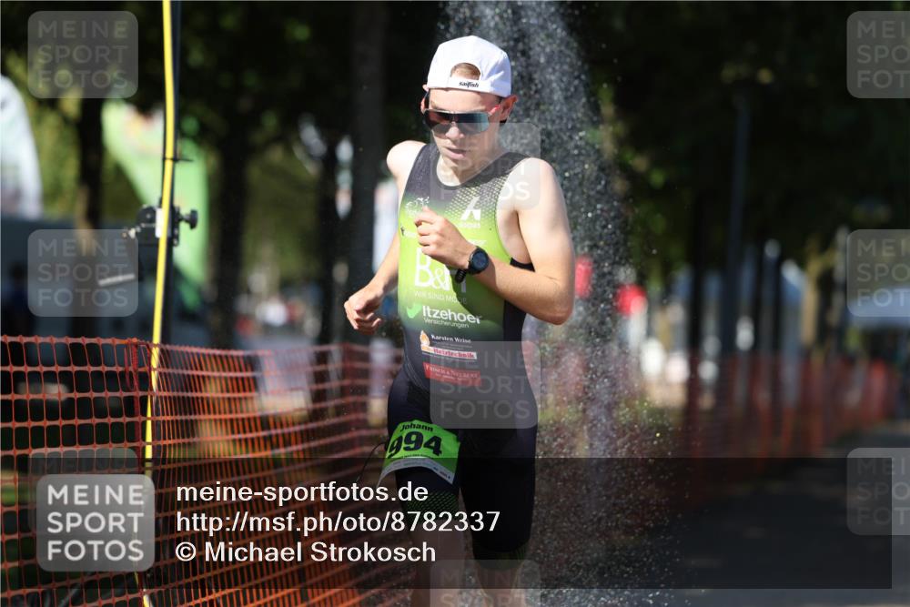 07.09.2025 - 19. Norderstedt Triathlon Michael Strokosch http://msf.ph/oto/8782337 07.09.2025 15:13:51 Laufen 986 meine-sportfotos.de