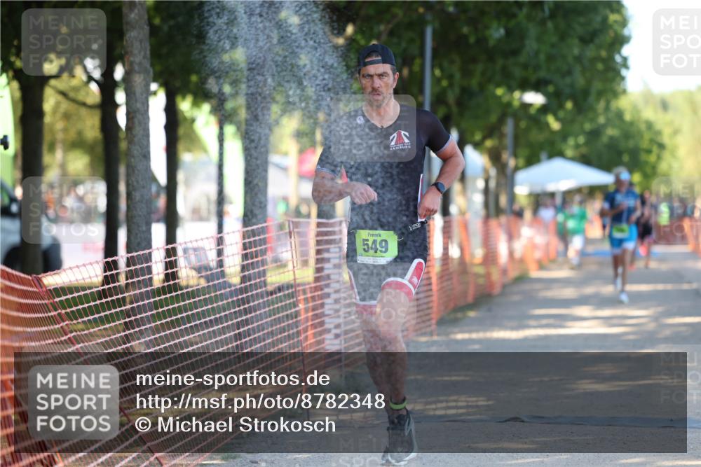 07.09.2025 - 19. Norderstedt Triathlon Michael Strokosch http://msf.ph/oto/8782348 07.09.2025 16:09:48 Laufen 442, 549 meine-sportfotos.de