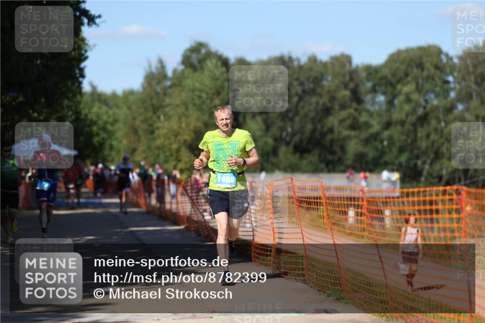 07.09.2025 - 19. Norderstedt Triathlon Michael Strokosch http://msf.ph/oto/8782399 07.09.2025 15:14:00 Laufen 366, 1466 meine-sportfotos.de