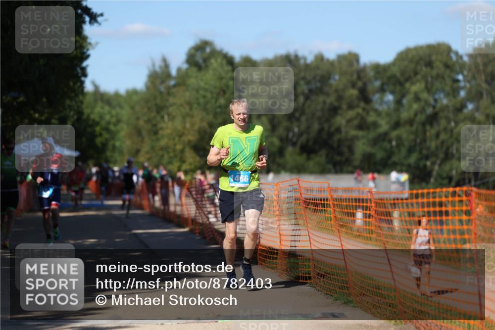 07.09.2025 - 19. Norderstedt Triathlon Michael Strokosch http://msf.ph/oto/8782403 07.09.2025 15:14:01 Laufen 366, 1466 meine-sportfotos.de