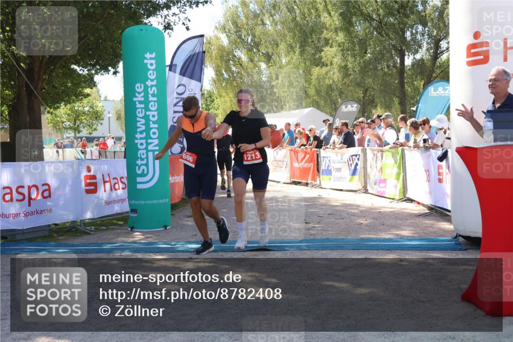 07.09.2025 - 19. Norderstedt Triathlon Zöllner http://msf.ph/oto/8782408 07.09.2025 13:00:18 Ziel 696, 1213, 1327 meine-sportfotos.de