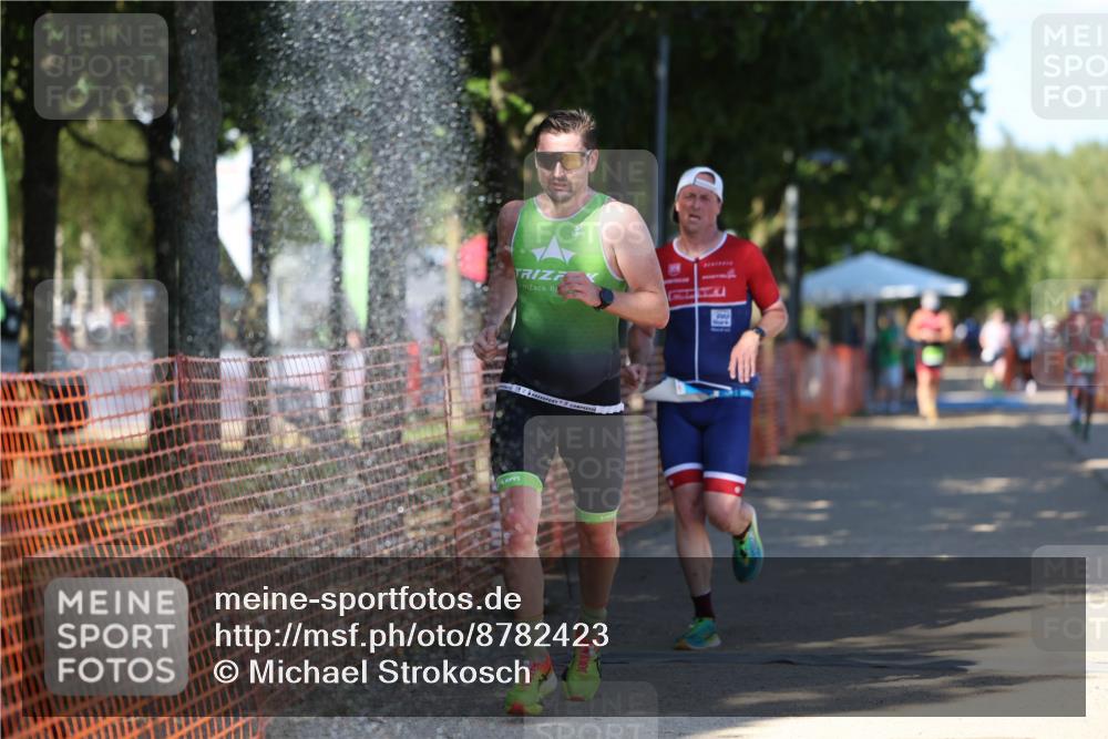 07.09.2025 - 19. Norderstedt Triathlon Michael Strokosch http://msf.ph/oto/8782423 07.09.2025 15:14:05 Laufen 361, 366, 976, 1466 meine-sportfotos.de