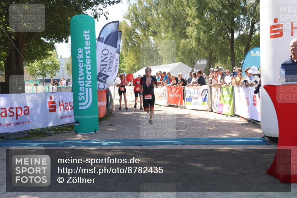 07.09.2025 - 19. Norderstedt Triathlon Zöllner http://msf.ph/oto/8782435 07.09.2025 13:00:27 Ziel 146, 830, 1370 meine-sportfotos.de