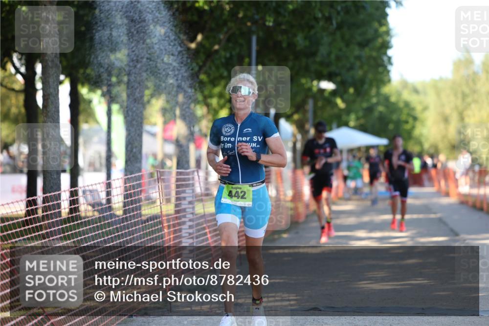 07.09.2025 - 19. Norderstedt Triathlon Michael Strokosch http://msf.ph/oto/8782436 07.09.2025 16:09:54 Laufen 442, 525, 546 meine-sportfotos.de