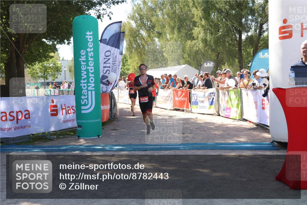 07.09.2025 - 19. Norderstedt Triathlon Zöllner http://msf.ph/oto/8782443 07.09.2025 13:00:27 Ziel 146, 830, 1370 meine-sportfotos.de
