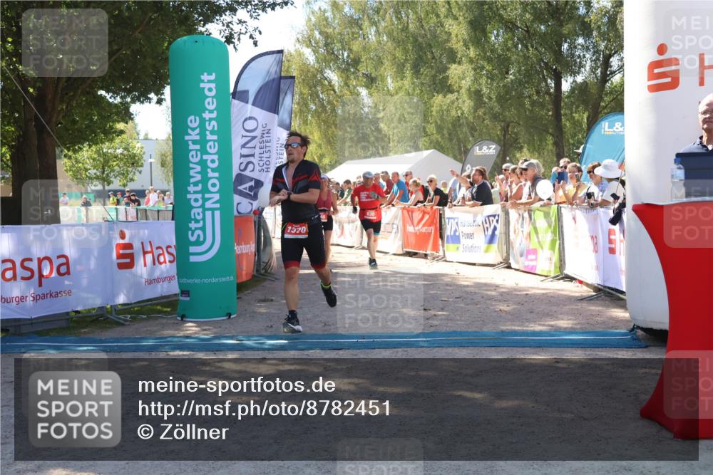 07.09.2025 - 19. Norderstedt Triathlon Zöllner http://msf.ph/oto/8782451 07.09.2025 13:00:28 Ziel 146, 830, 1370 meine-sportfotos.de